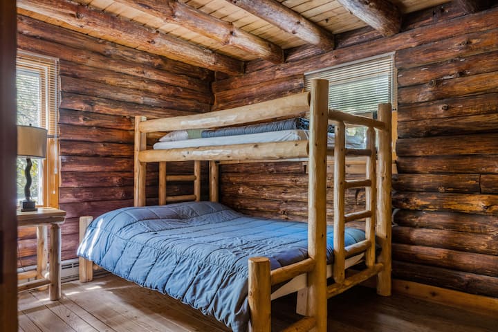 საძინებელი 3