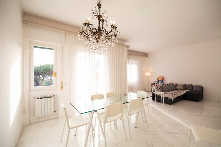 Large Apartment Near The Sea With Parking - Genoa