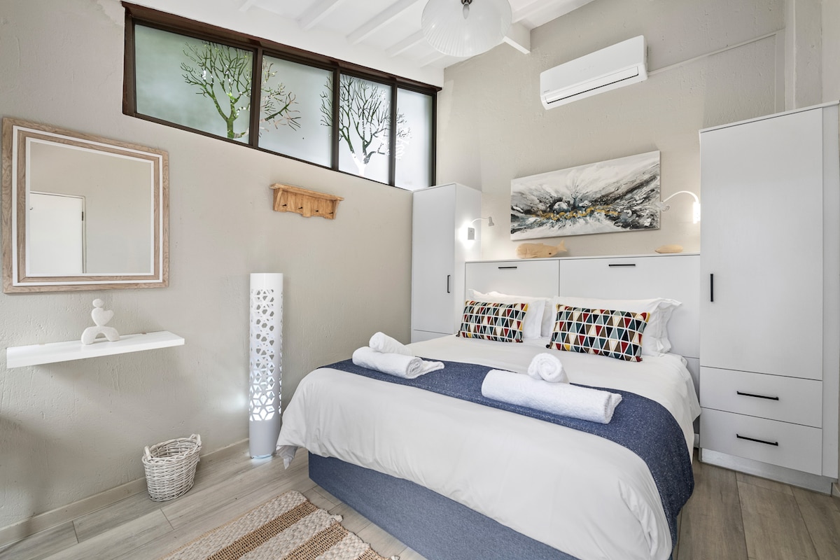 Chambre 3 donnant sur la terrasse 