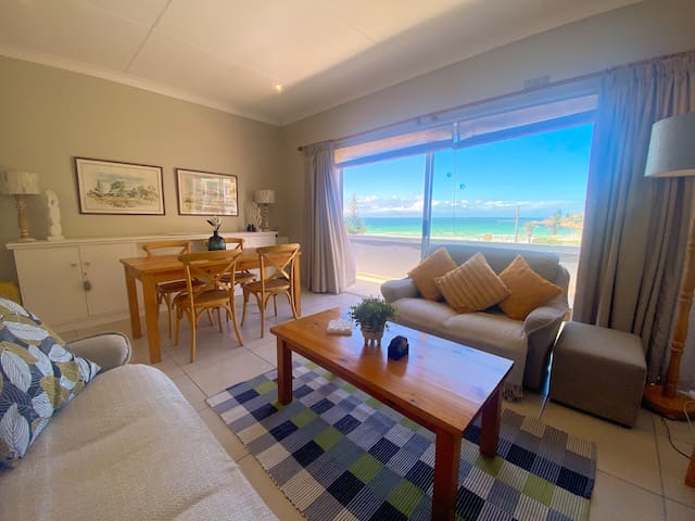 Beachside | Family | Parking | Central gallery image 2