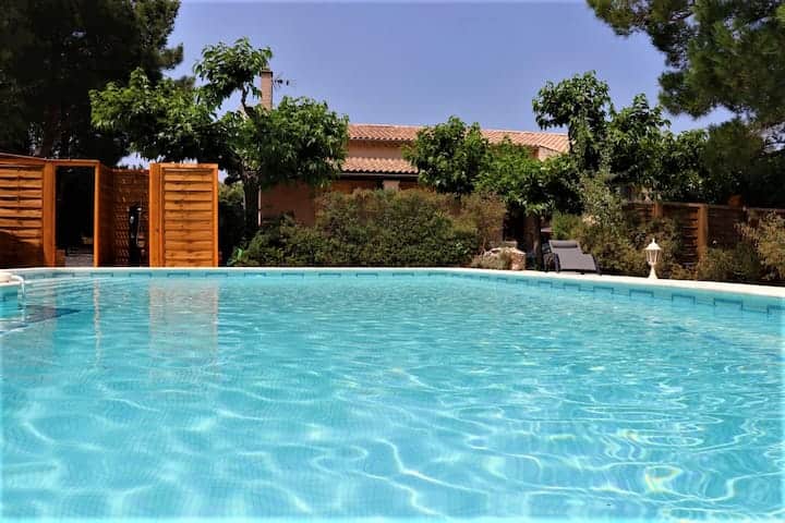 Chambre D'hôtes Les Gendalis Avec Piscine - Monteux