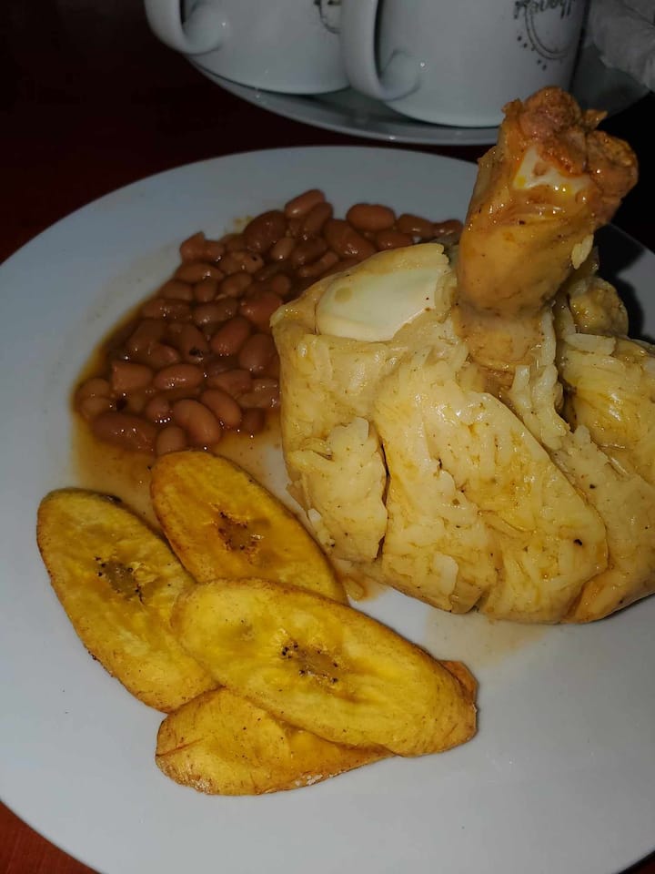 Your Amazon River Oasis With All Meals Provided - Amazonas (estado)