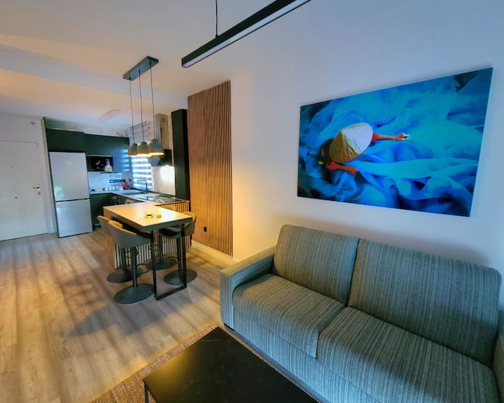 Alcaidesa. Precioso Apartamento Con Vistas Al Mar. - Sotogrande