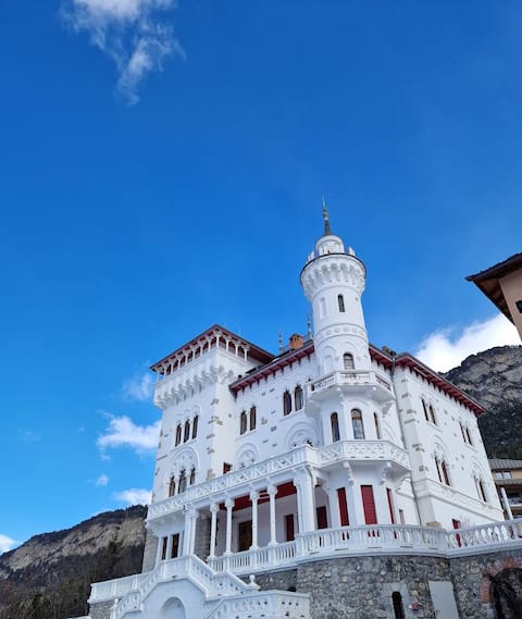 A castle in the mountains!