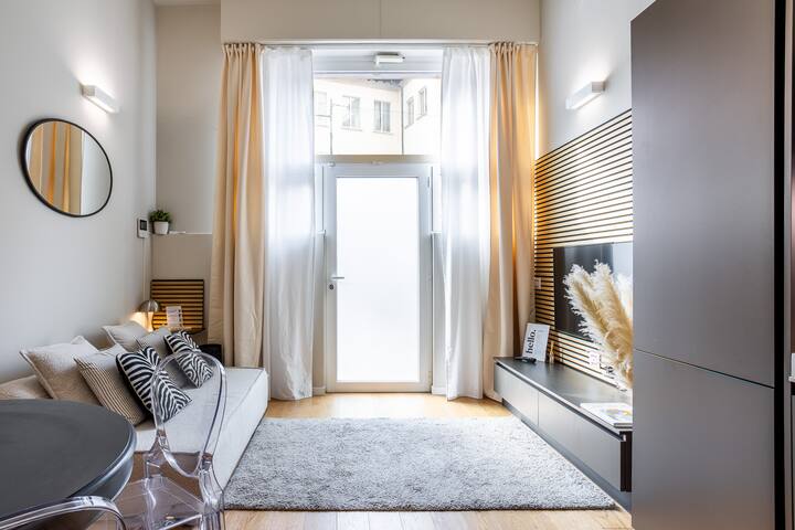 Duomo 9 – Luxury Modern Loft