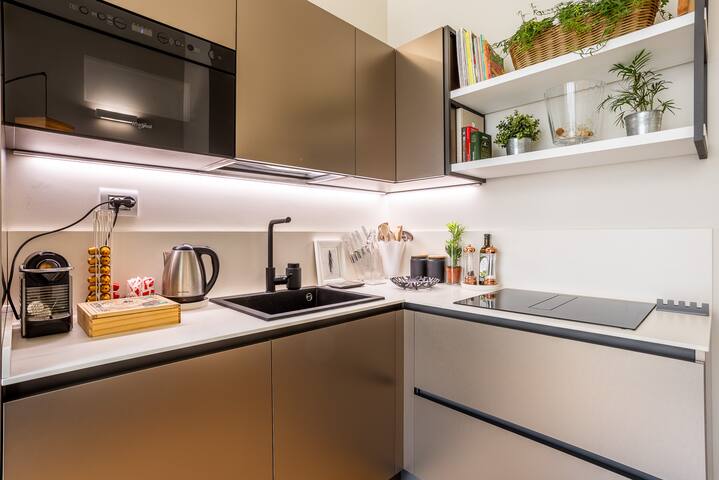 Duomo 9 – Luxury Modern Loft gallery image 3