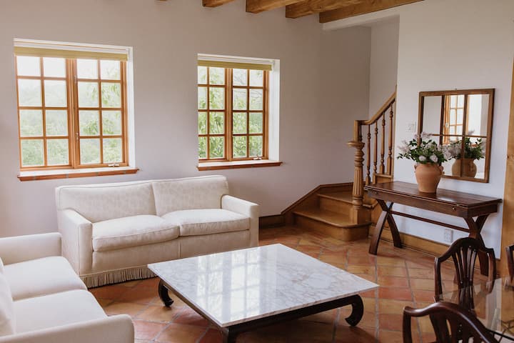 Château Ste-agnès Guest House - 슈똥
