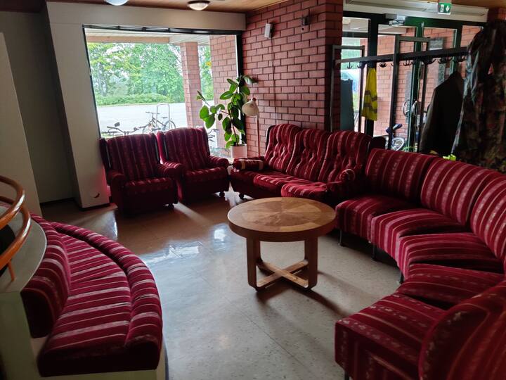 Hotel Rooms With Discount For Large Groups - 亞拉