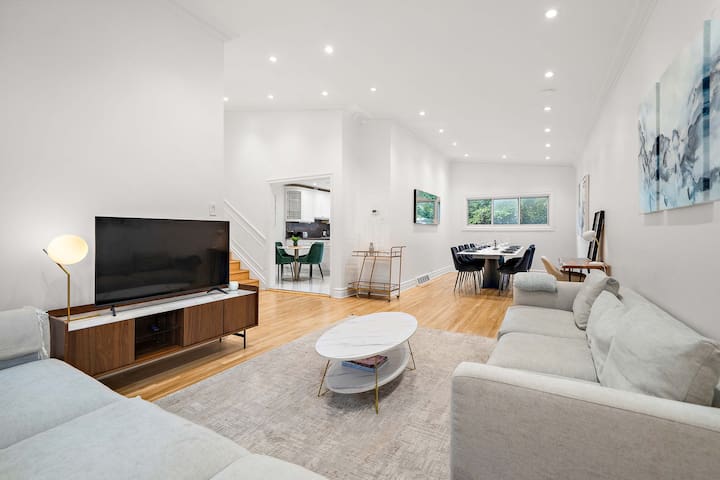 Montreal Luxurious Hose Big Terrace|Sleep16|3bath