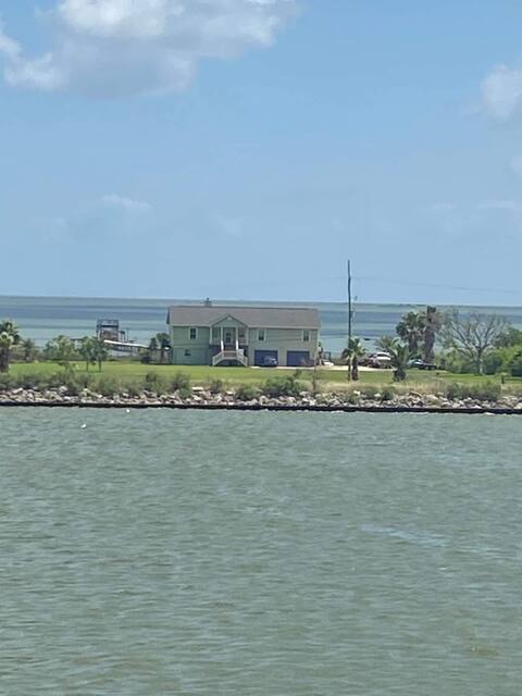 Waterfront Suite, Private Pier, Bay Fishing, Pool