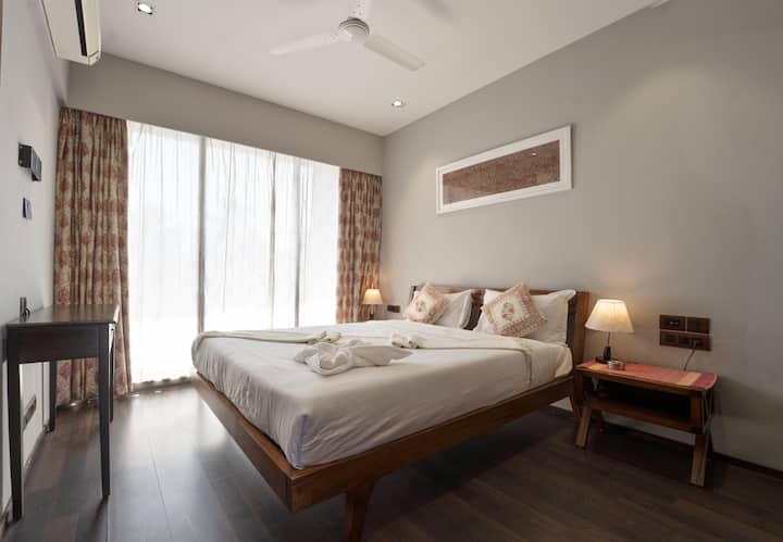Bedroom 1 image 3