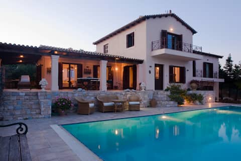 Villa Cape Sounion with private pool & sea views