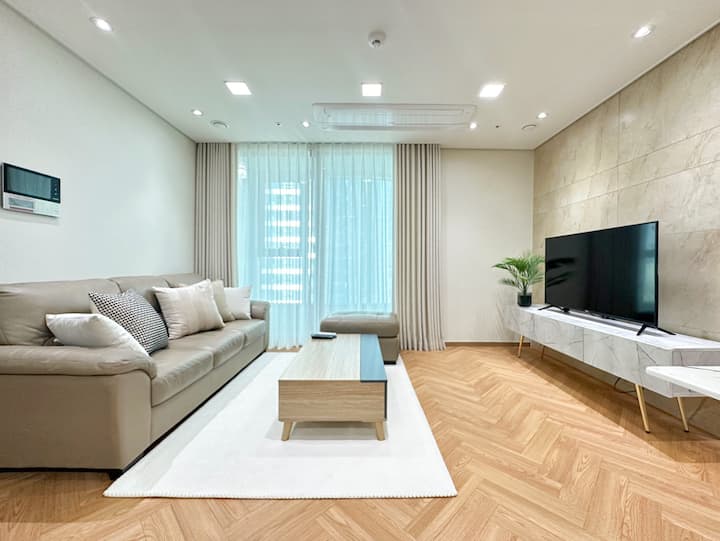 2 ห้องนั่งเล่น