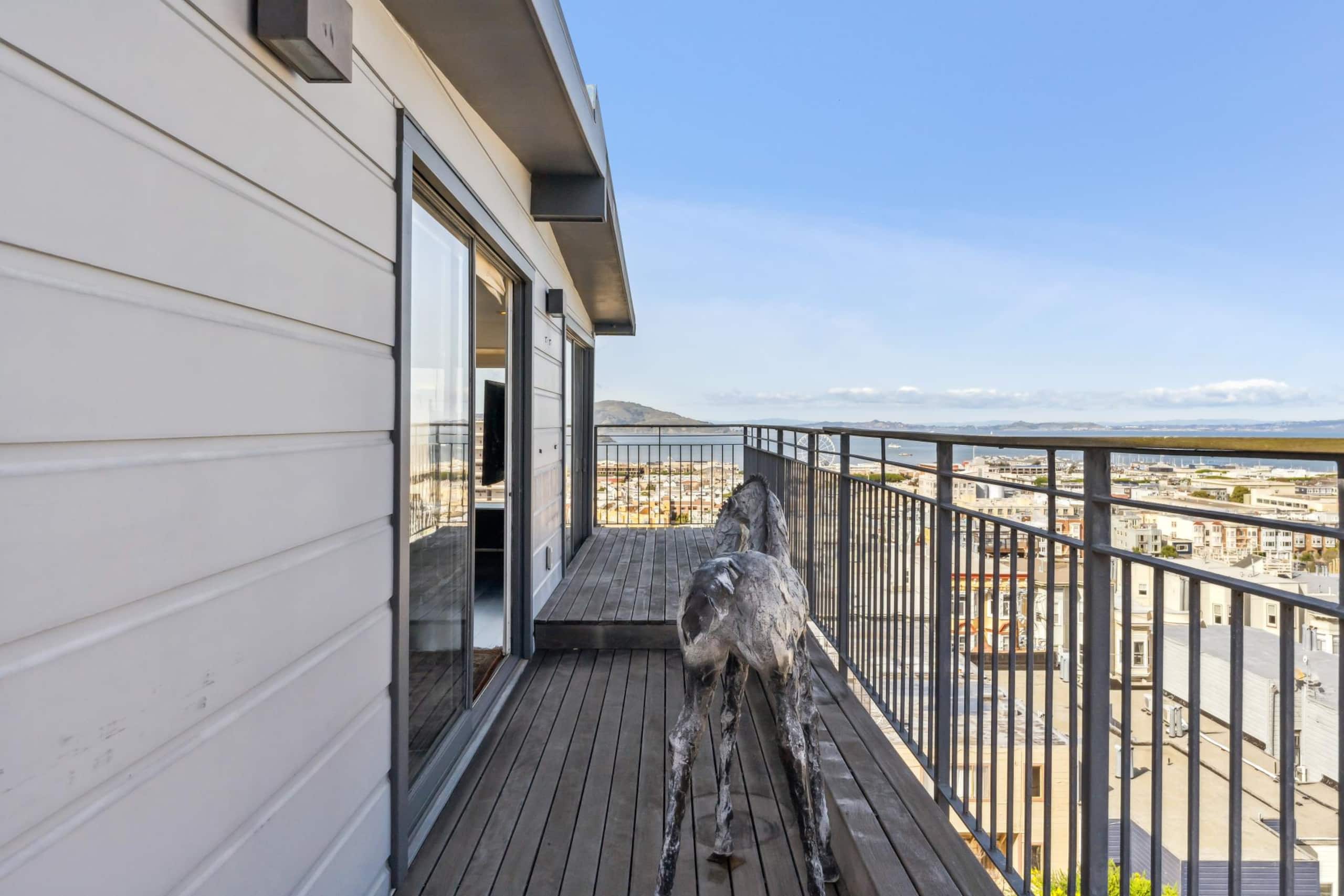 Condo in San Francisco · ★5.0 · 1 bedroom · 1 bed · 2 baths - Image 31