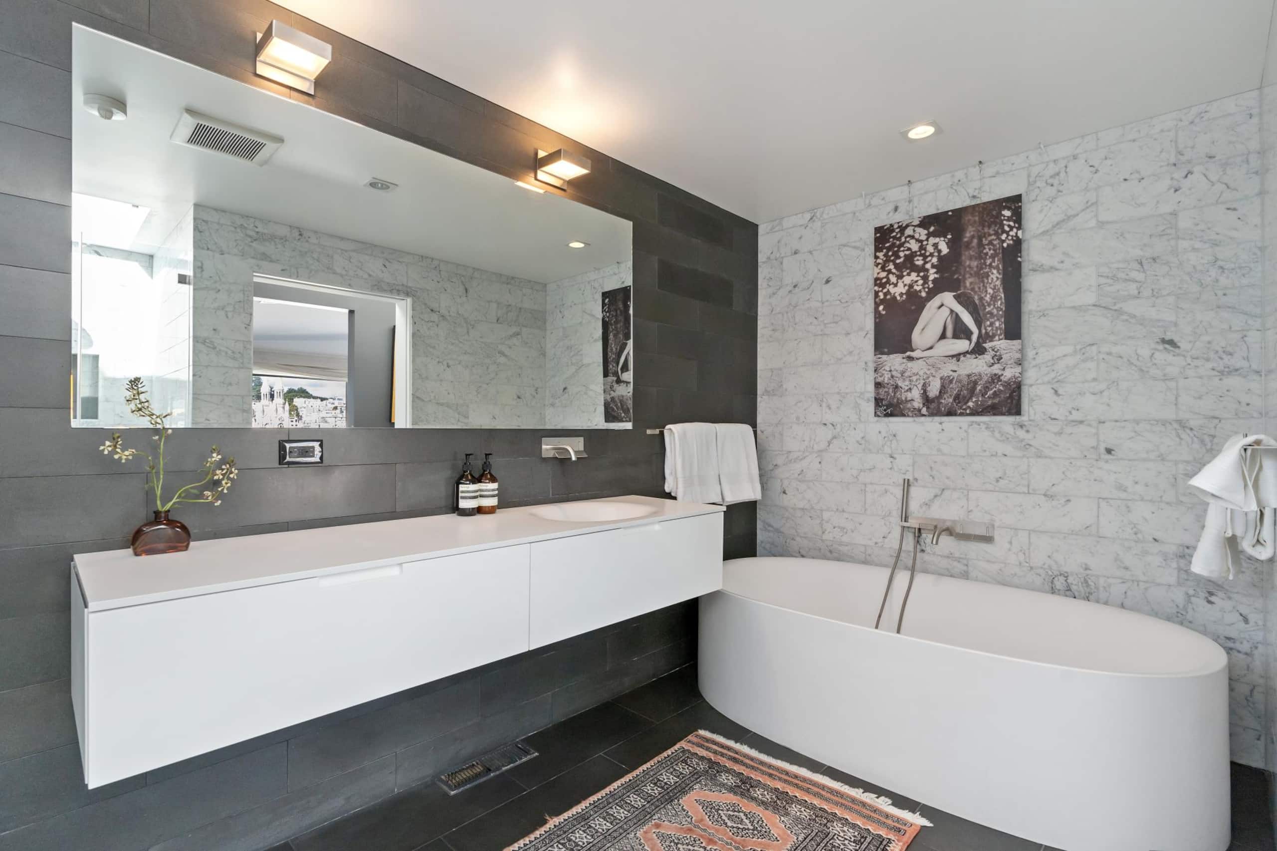 Condo in San Francisco · ★5.0 · 1 bedroom · 1 bed · 2 baths - Image 26