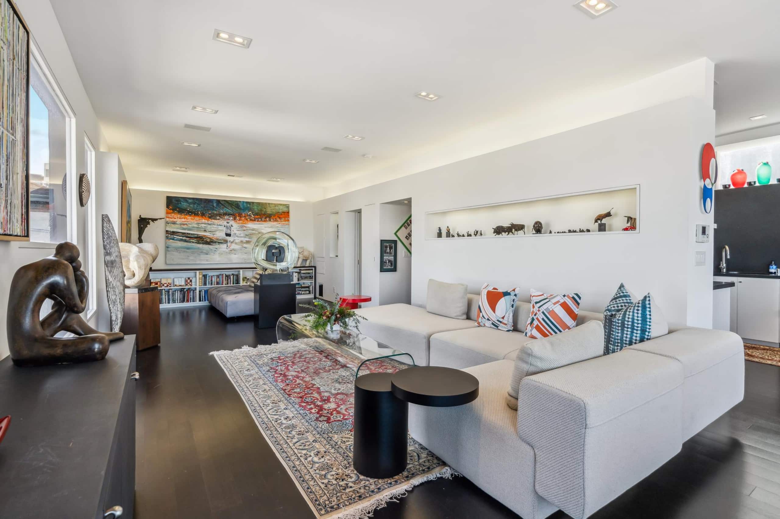 Condo in San Francisco · ★5.0 · 1 bedroom · 1 bed · 2 baths - Image 4