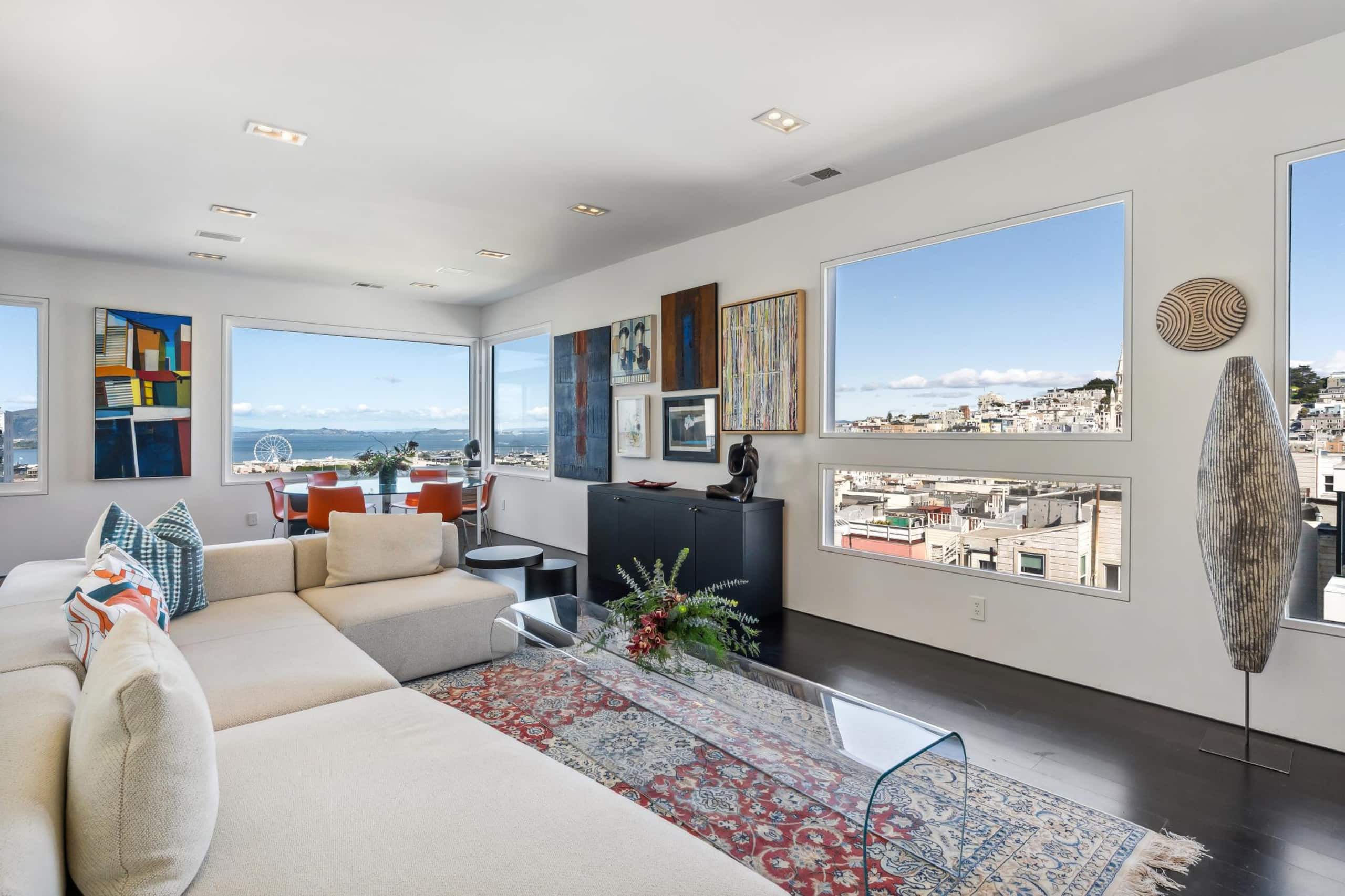 Condo in San Francisco · ★5.0 · 1 bedroom · 1 bed · 2 baths - Image 3