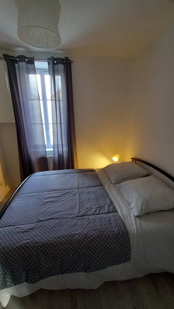 zimmer mit Doppelbett