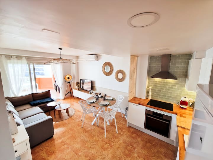 Appartement Cosy Avec Grande Terrasse Et Wifi ! - Moncófar