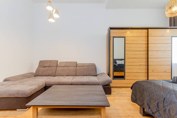 Mechwart Residence - 