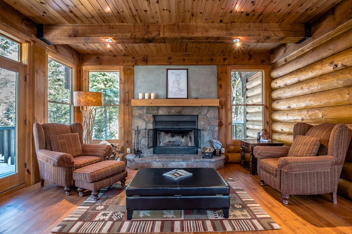 RCNT Chalets managed Airbnb listing 2