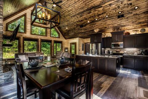 Paradise Pines - Relax & unwind.