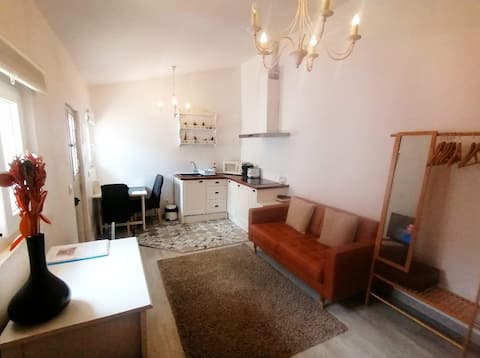 Anúncio popular: Belém Charm Patio Studio em Ajuda