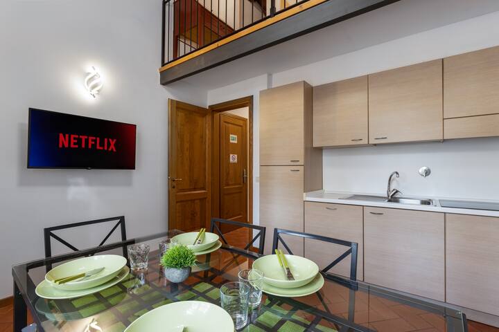 In Piazza Duomo Exclusive Apartment gallery image 4