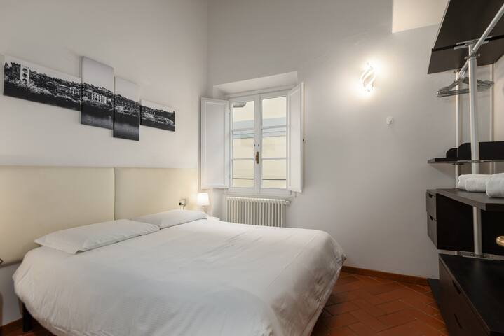 In Piazza Duomo Exclusive Apartment gallery image 2