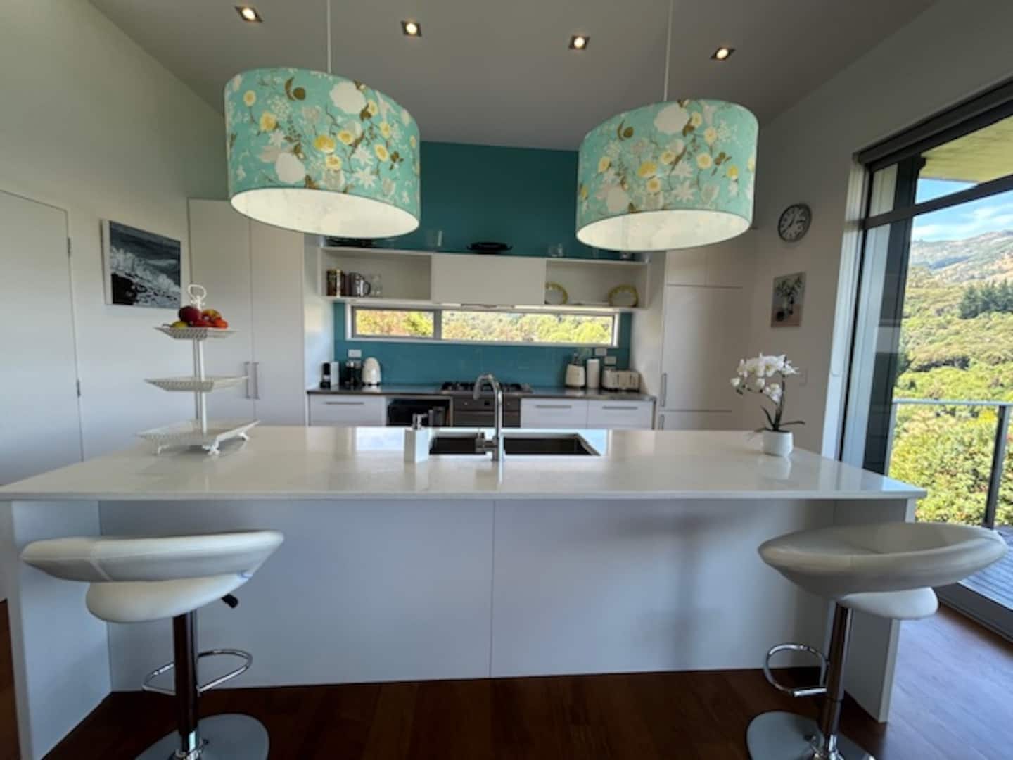 Sea View Retreat 5