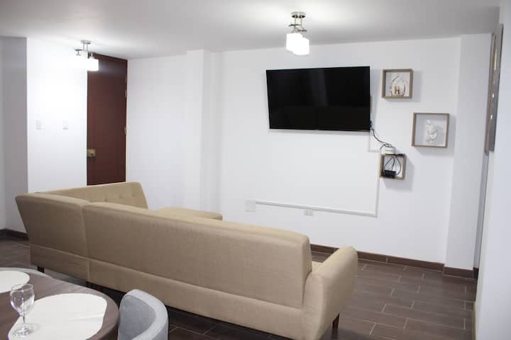 Apartamento Con Vista A Jardín En Chiclayo, Perú - 