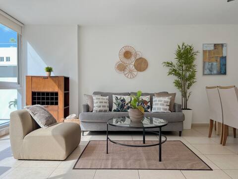 Accommodation overlooking Costa del Este 1