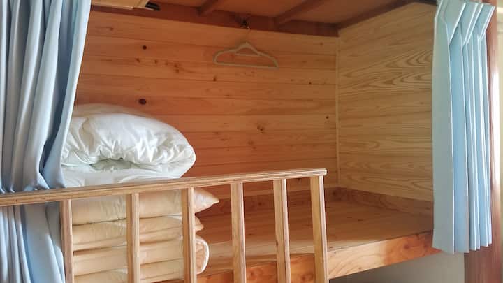 押し入れベッド