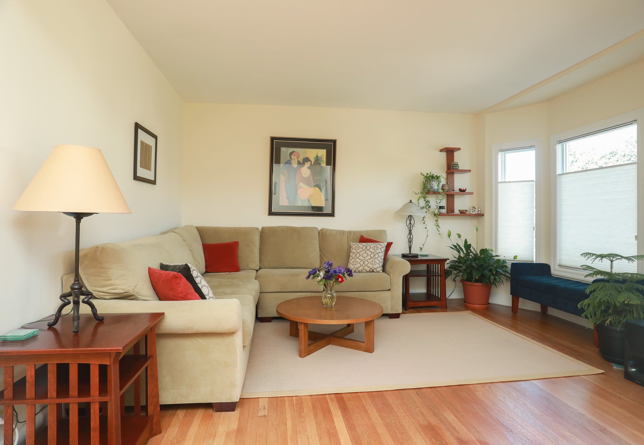 Home in San Francisco · ★4.96 · 3 bedrooms · 3 beds · 2 baths - Image 3