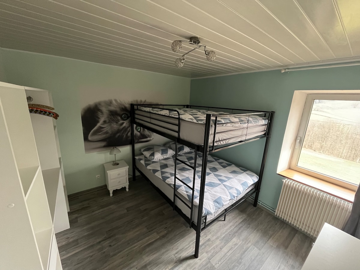 საძინებელი 2