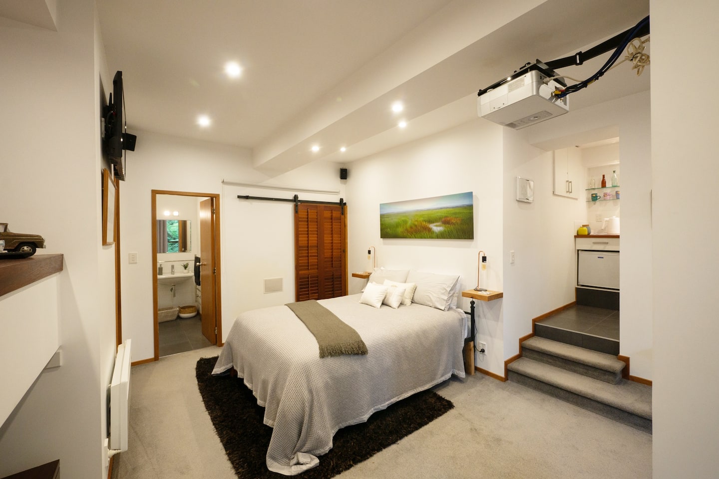 Punga Hideaway, Plimmerton. 5