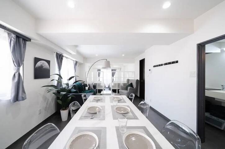 山手線駅徒歩6分/繁華街に近い静かな住宅街のデザイナーズホテル gallery image 5