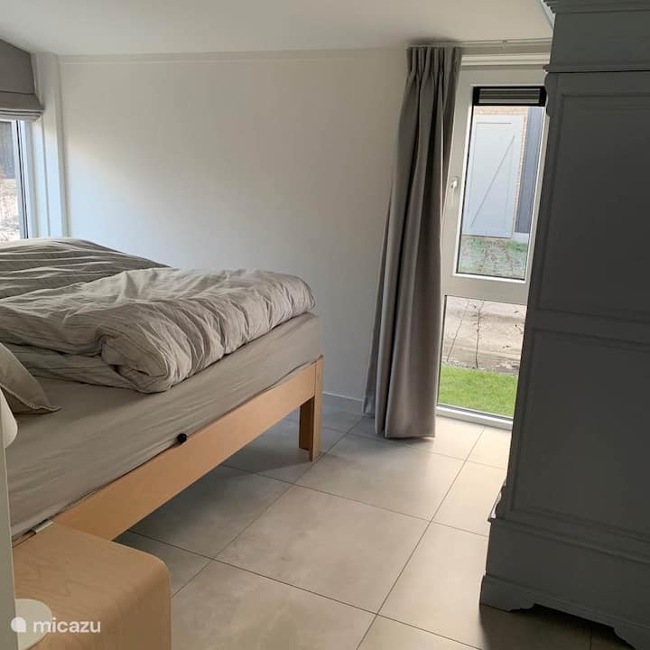 Dhomë gjumi 1 në katin përdhe