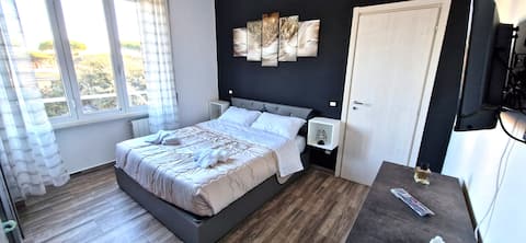 Downtown Ostia (apartment)