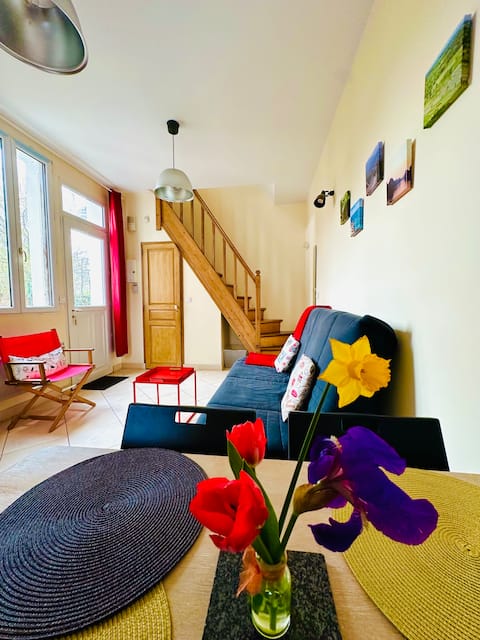 4' train station/20' from Paris, quiet with garden