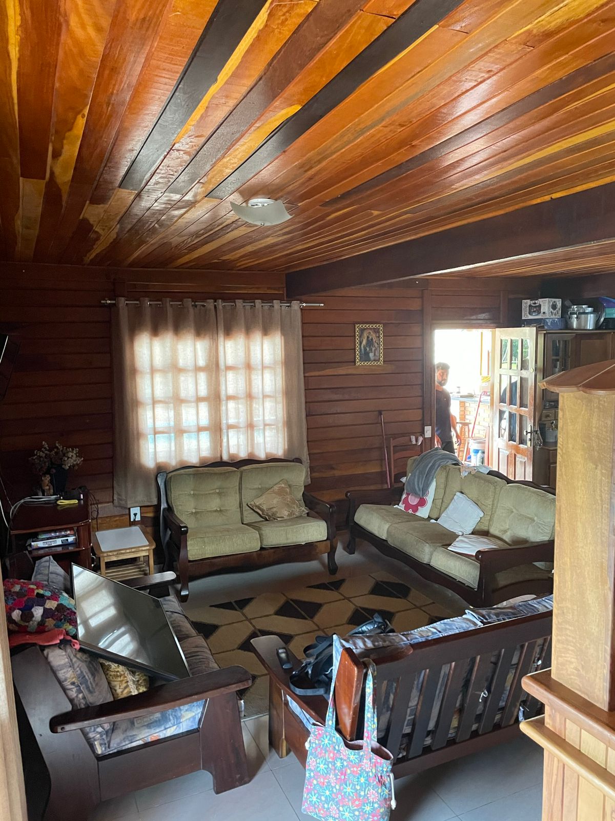 Imóvel de sucesso: Farm with cozy wooden house em Suzano