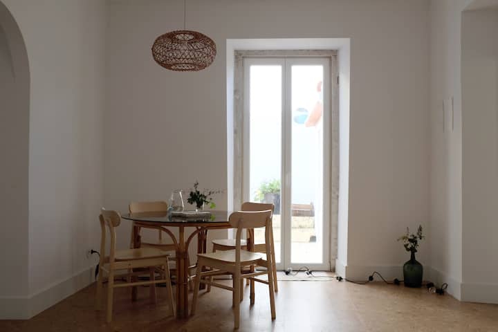 Appartement Avec Jardin Dans Villa Au Bord De Mer - Estoril