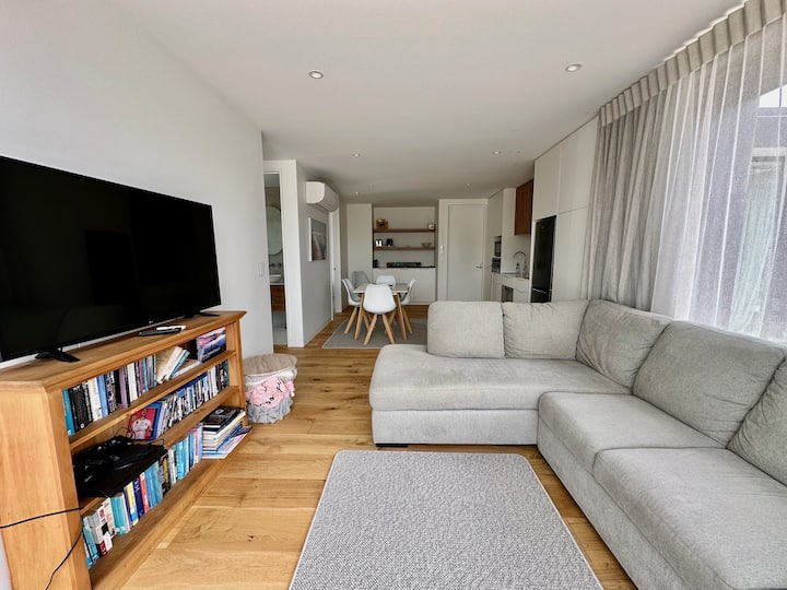 Private Flat In Wanaka - Luggate