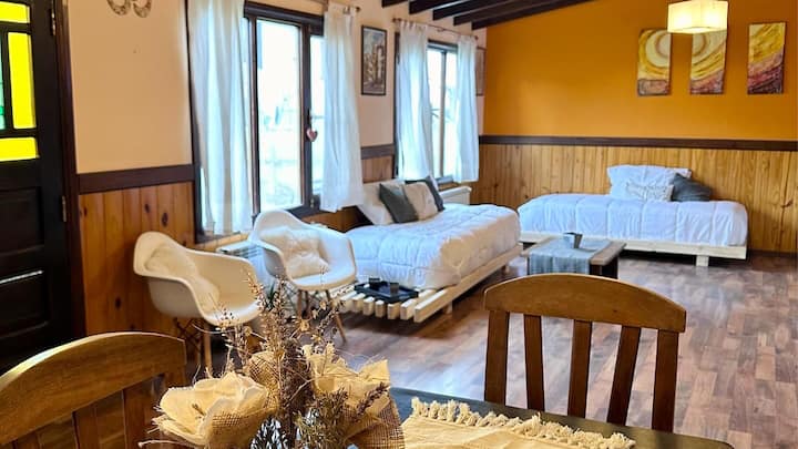 Hermosa Y Amplia Casa Patagónica - El Calafate