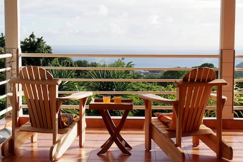 Maracudja Apt, 2 people, seaview, pool & AC