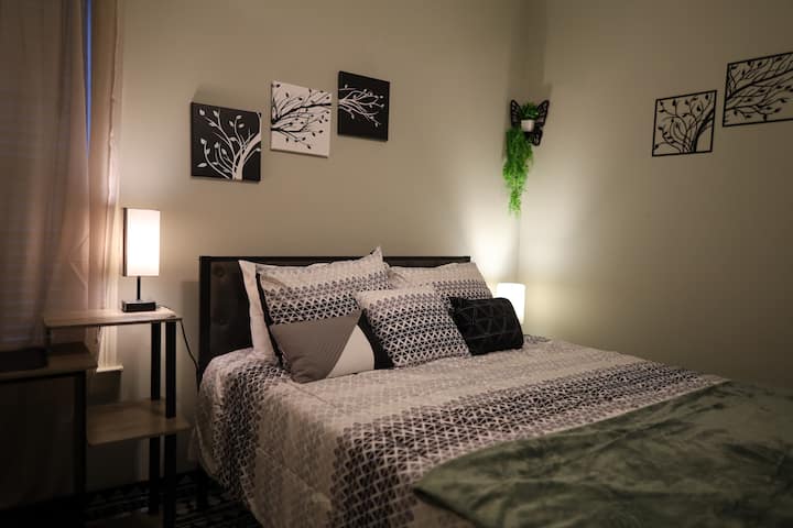 Chumba cha kulala cha ghorofa ya chini 1