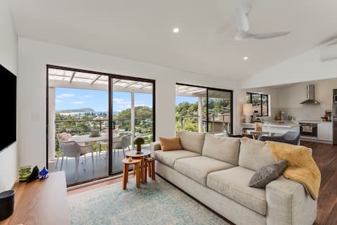 Top performing Airbnb: Sky High in Terrigal