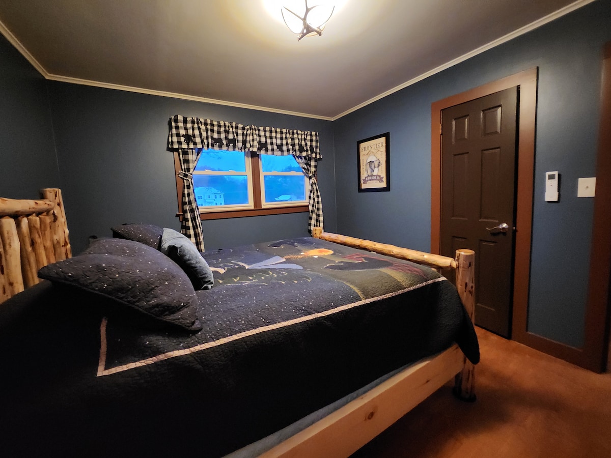 ห้องสีฟ้าพร้อมเตียงควีนไซส์