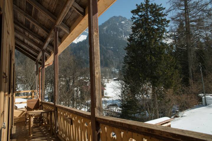 Grand chalet en pleine nature gallery image 3