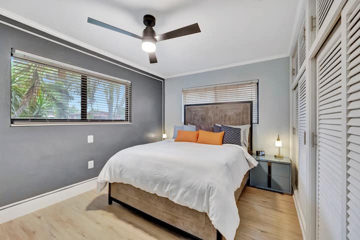 Главна спалня с двойно легло